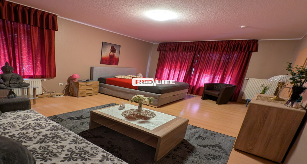 Folyamatosan Attrakt&iacute;v, Nemzetk&ouml;zi Modelleket keresek!
N&eacute;metorsz&aacute;gban