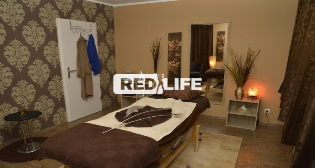 Vickys-Wellness in Essen sucht nette