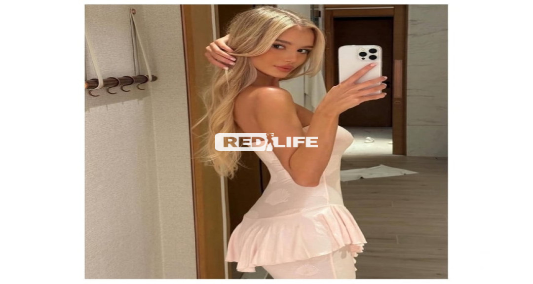 Buna ma numesc Roxana sunt