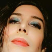 nina-caliente