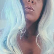 rebecca-blonde