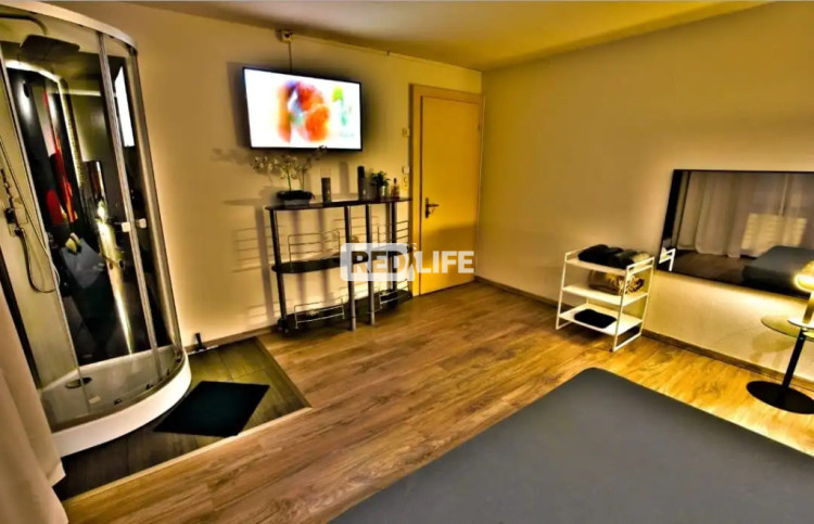 anuncios premium estudio erotico habitación
